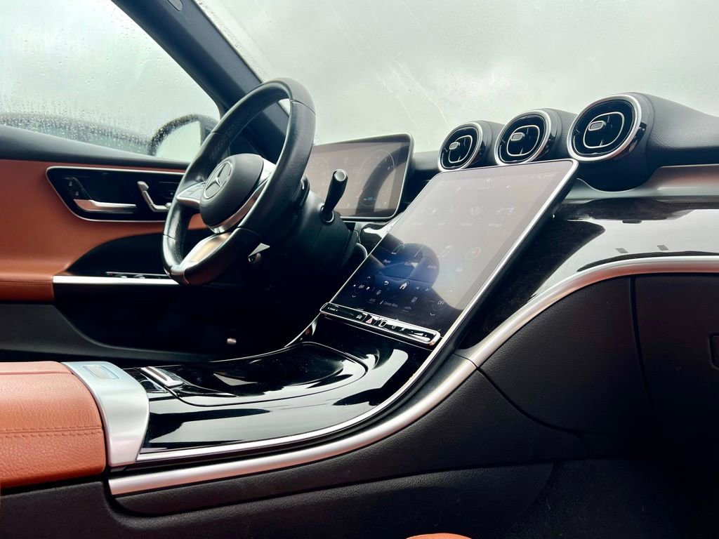 Certified 2022 Mercedes-Benz C 300 4MATIC Sedan image 10