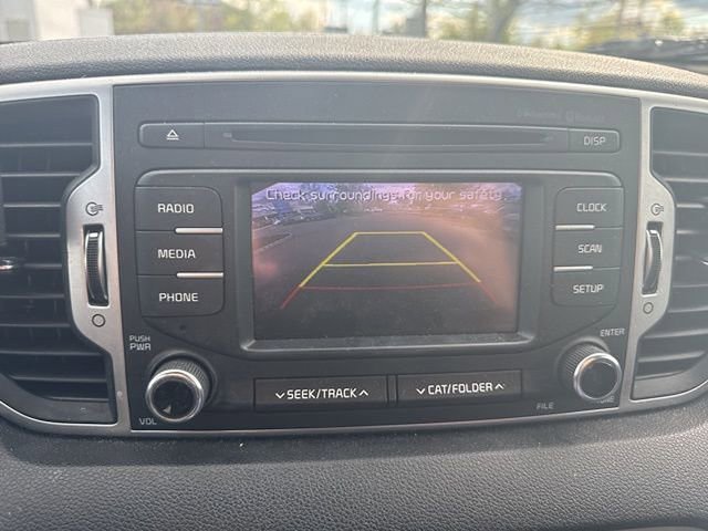 Used 2018 Kia Sportage LX image 12