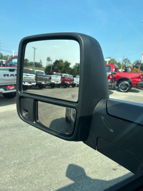 New 2026 RAM 3500 Big Horn AWD/4WD image 14