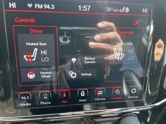 Used 2021 Jeep Grand Cherokee Laredo X image 24