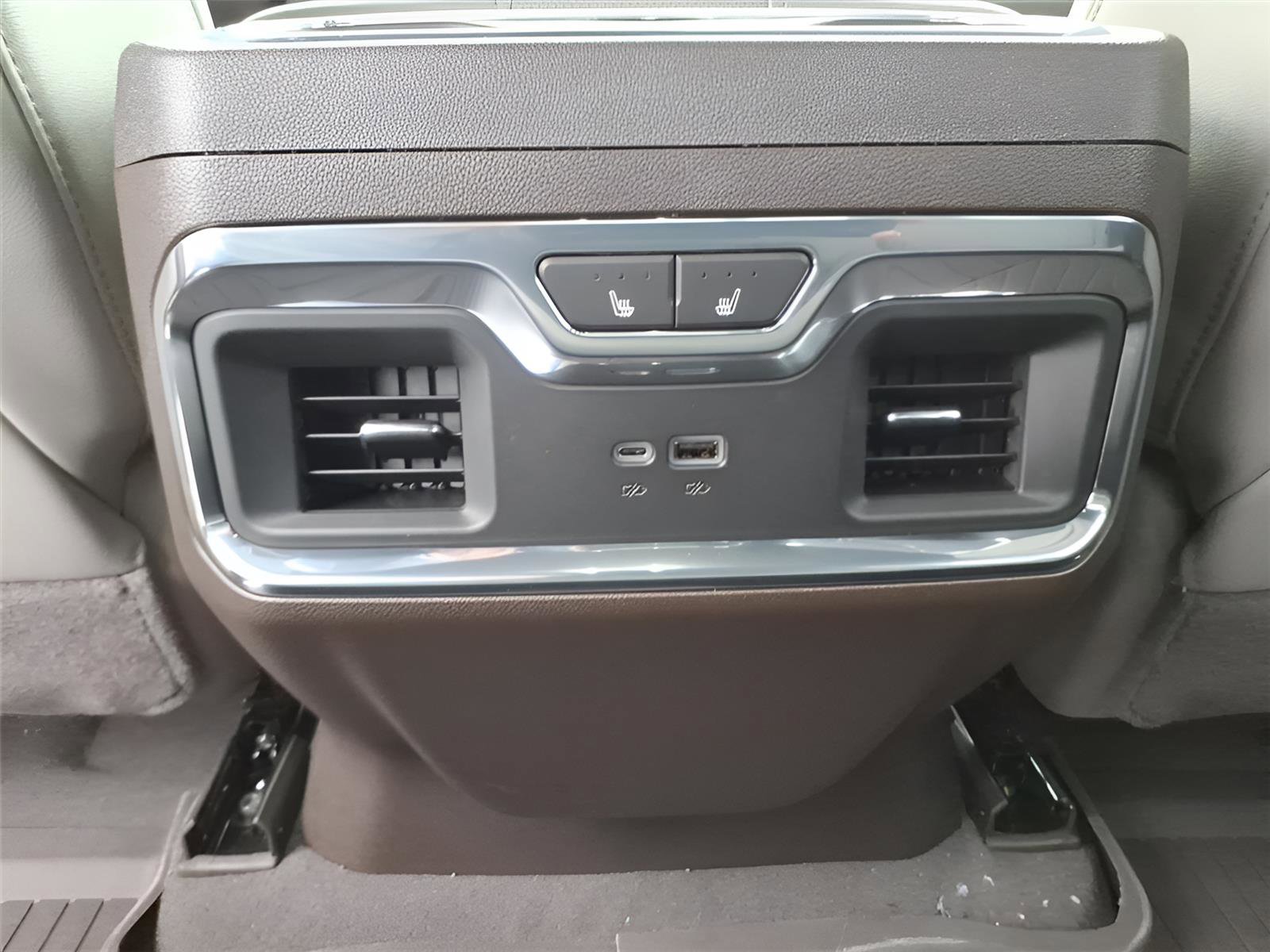 New 2026 Chevrolet Silverado 1500 LTZ image 13