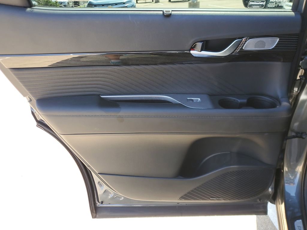Used 2024 Hyundai Palisade Calligraphy image 14