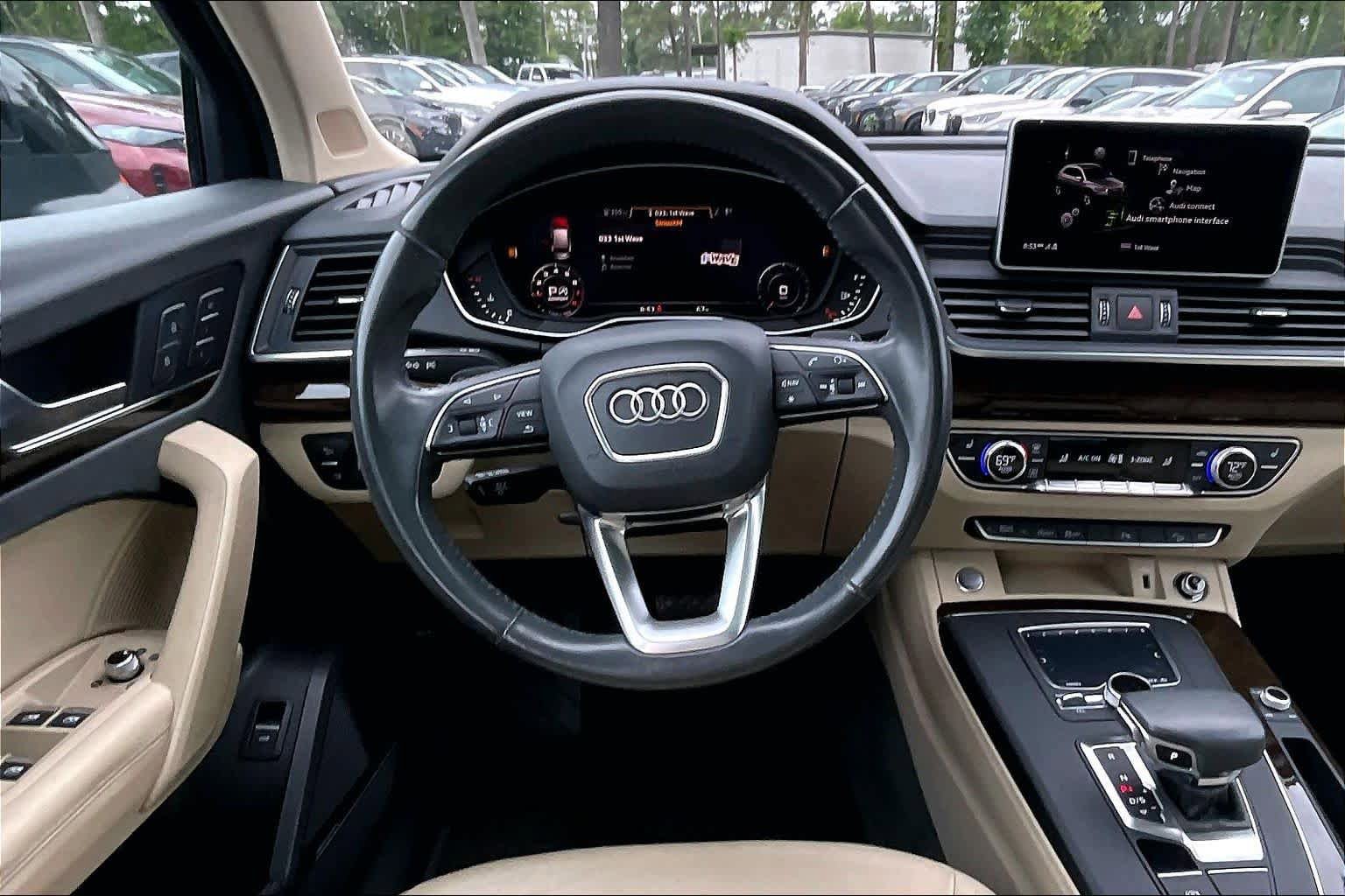 Used 2019 Audi Q5 2.0T Premium Plus w/ Premium Plus Package AWD/4WD image 6