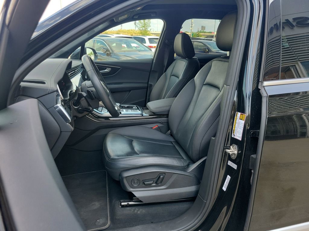 Used 2025 Audi Q7 3.0T Premium Plus AWD/4WD image 10