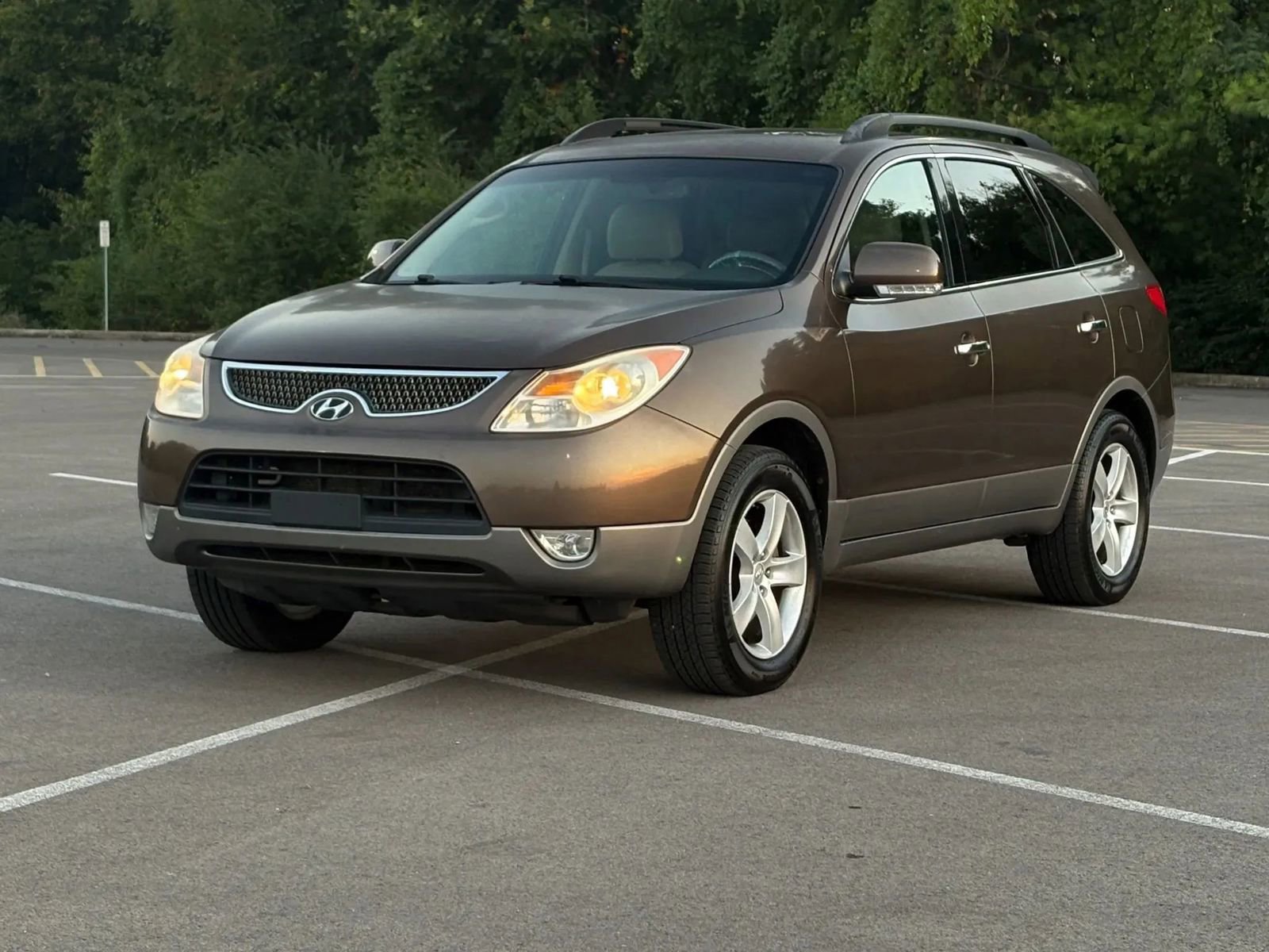 Used 2010 Hyundai Veracruz Limited image 1