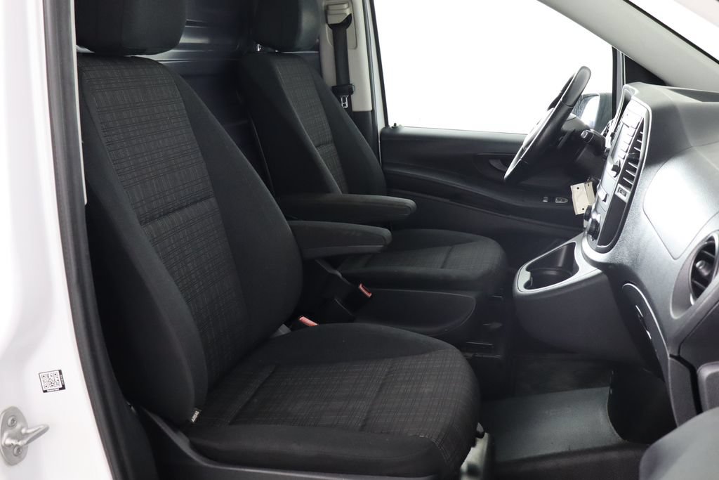 Used 2018 Mercedes-Benz Metris image 10