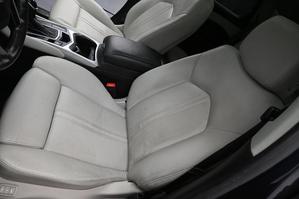 Used 2016 Cadillac SRX Luxury AWD/4WD image 11