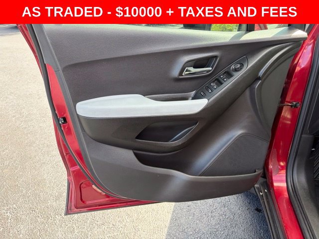 Used 2018 Chevrolet Trax LT w/ Driver Confidence Package FWD image 12