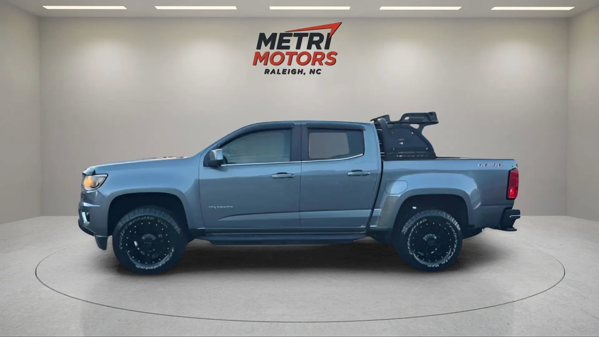 Used 2018 Chevrolet Colorado LT AWD/4WD image 16