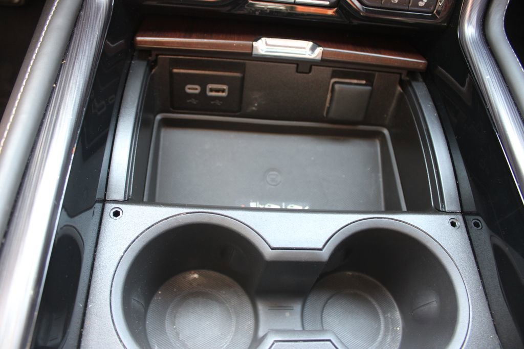 Used 2023 GMC Yukon Denali Ultimate w/ LPO, Floor Liner Package AWD/4WD image 48