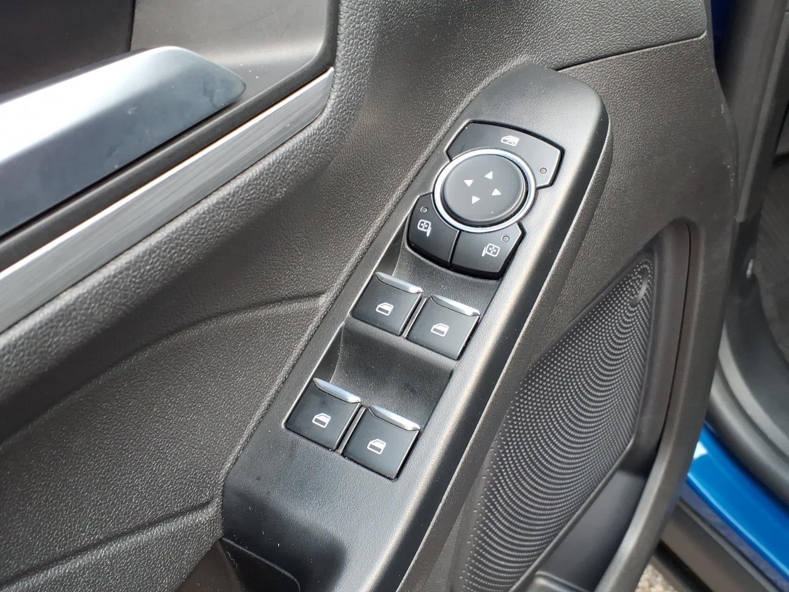 Used 2023 Ford Escape Platinum AWD/4WD image 11