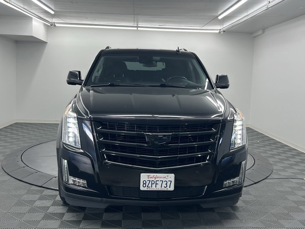 Used 2020 Cadillac Escalade Luxury w/ Escalade Sport Edition image 5