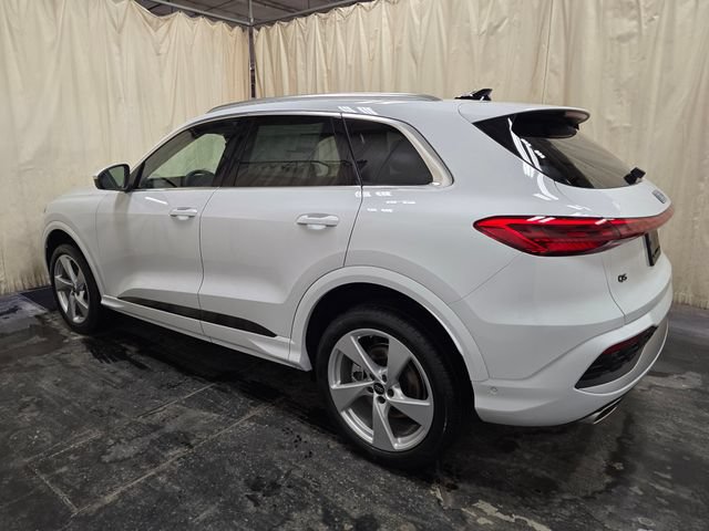 Certified 2025 Audi Q5 Premium Plus w/ Premium Plus AWD/4WD image 9