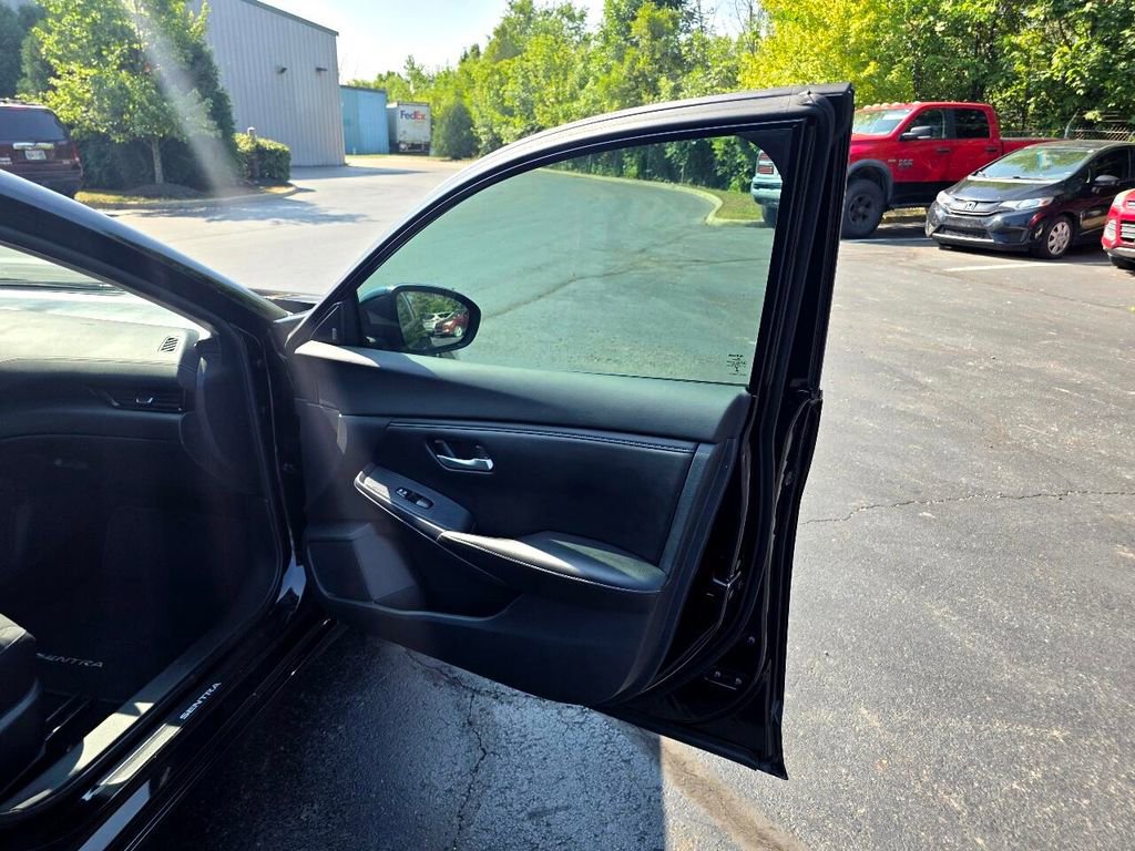 Used 2023 Nissan Sentra SV w/ Trunk Package image 39