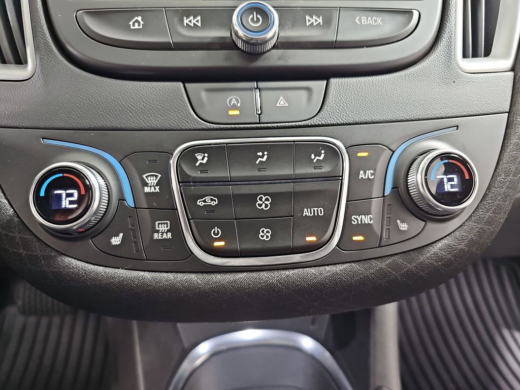 Used 2022 Chevrolet Malibu LT image 27