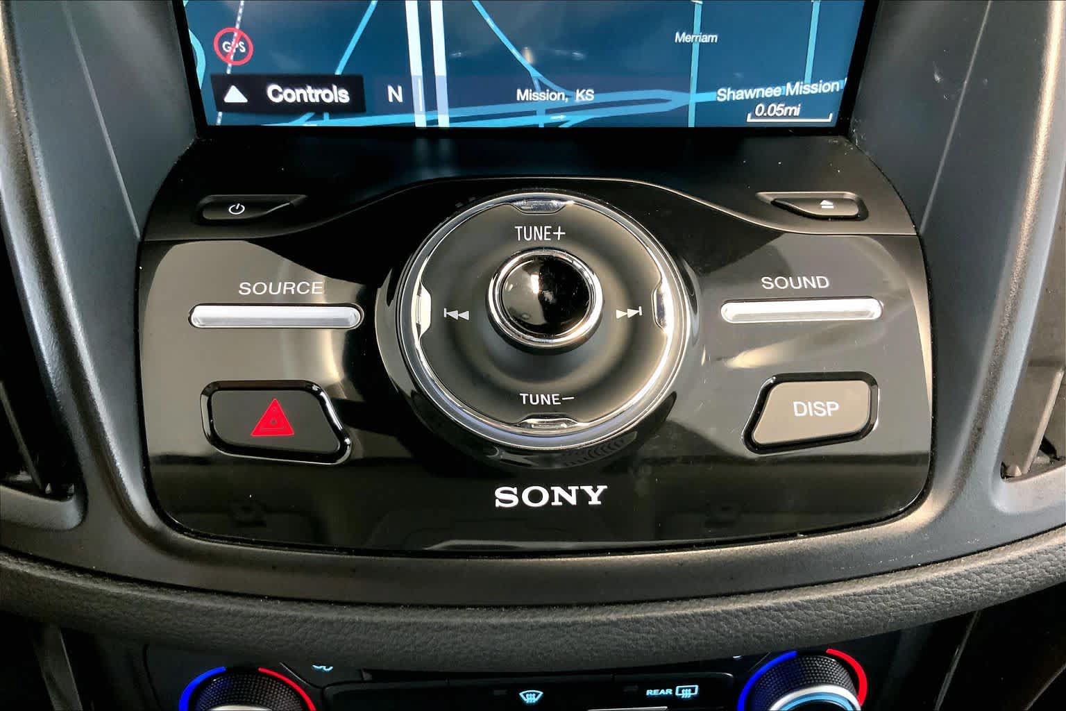 Used 2018 Ford Escape Titanium w/ Ford Safe & Smart Package AWD/4WD image 34