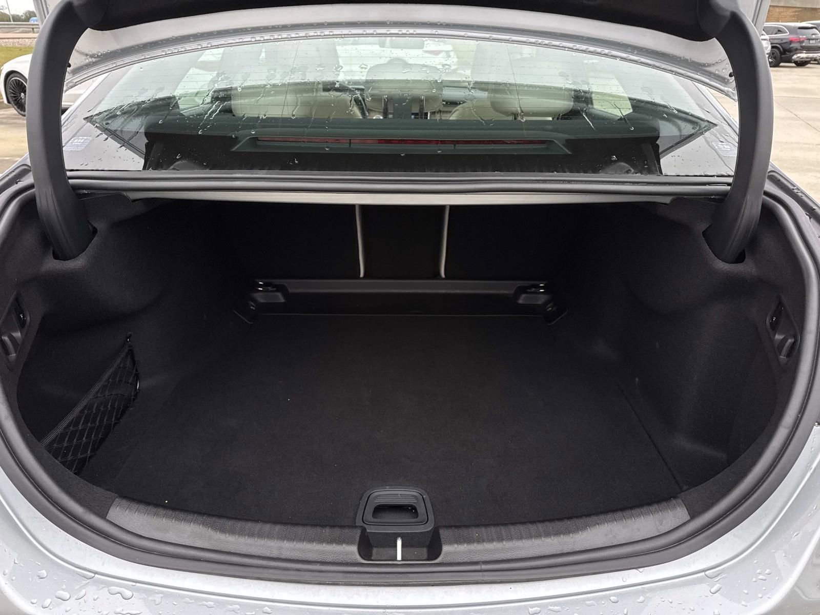 Used 2025 Mercedes-Benz C 300 Sedan image 8