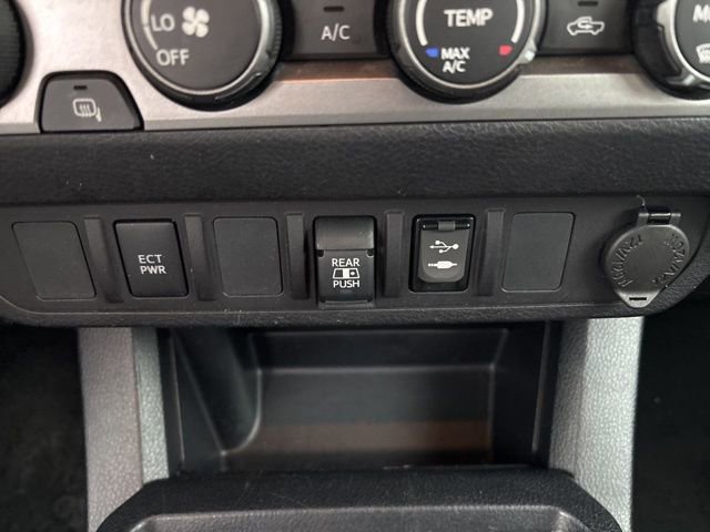 Certified 2019 Toyota Tacoma SR5 image 31