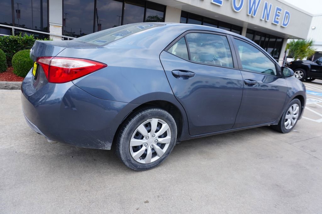 Used 2017 Toyota Corolla LE FWD image 6