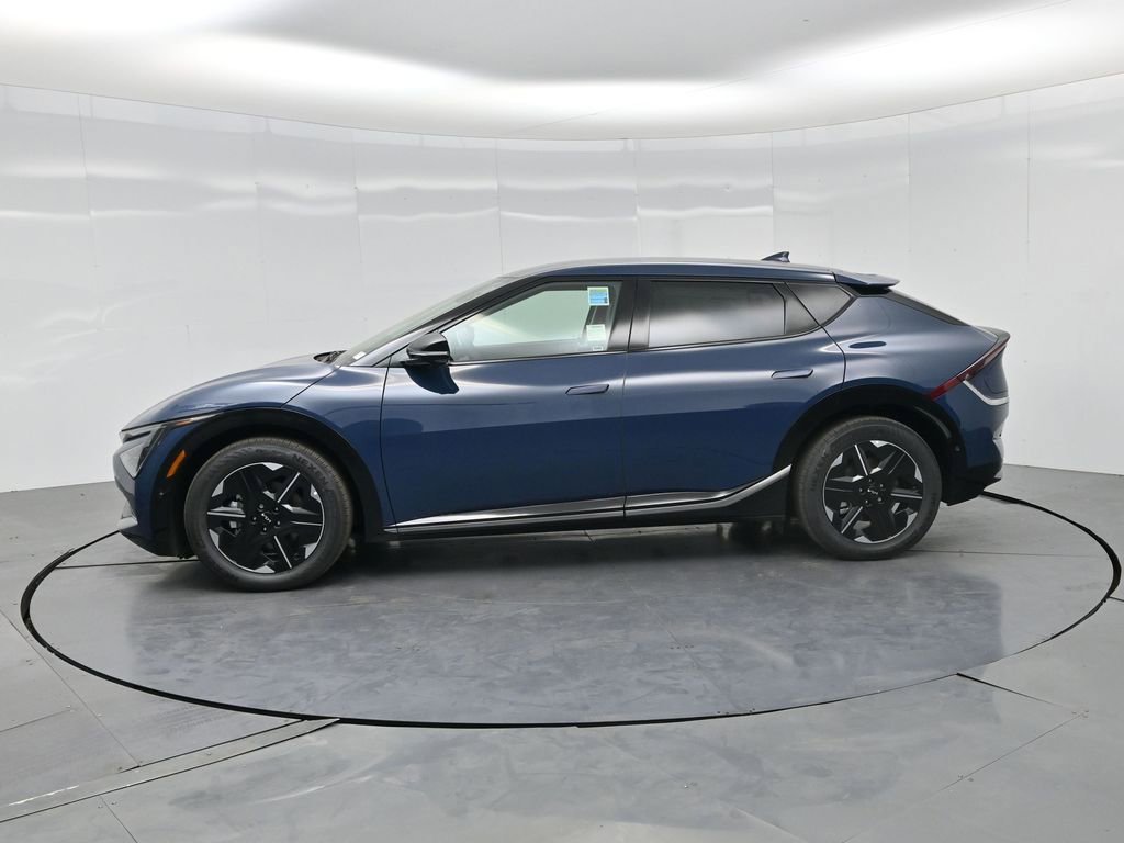 New 2025 Kia EV6 Wind AWD/4WD image 38