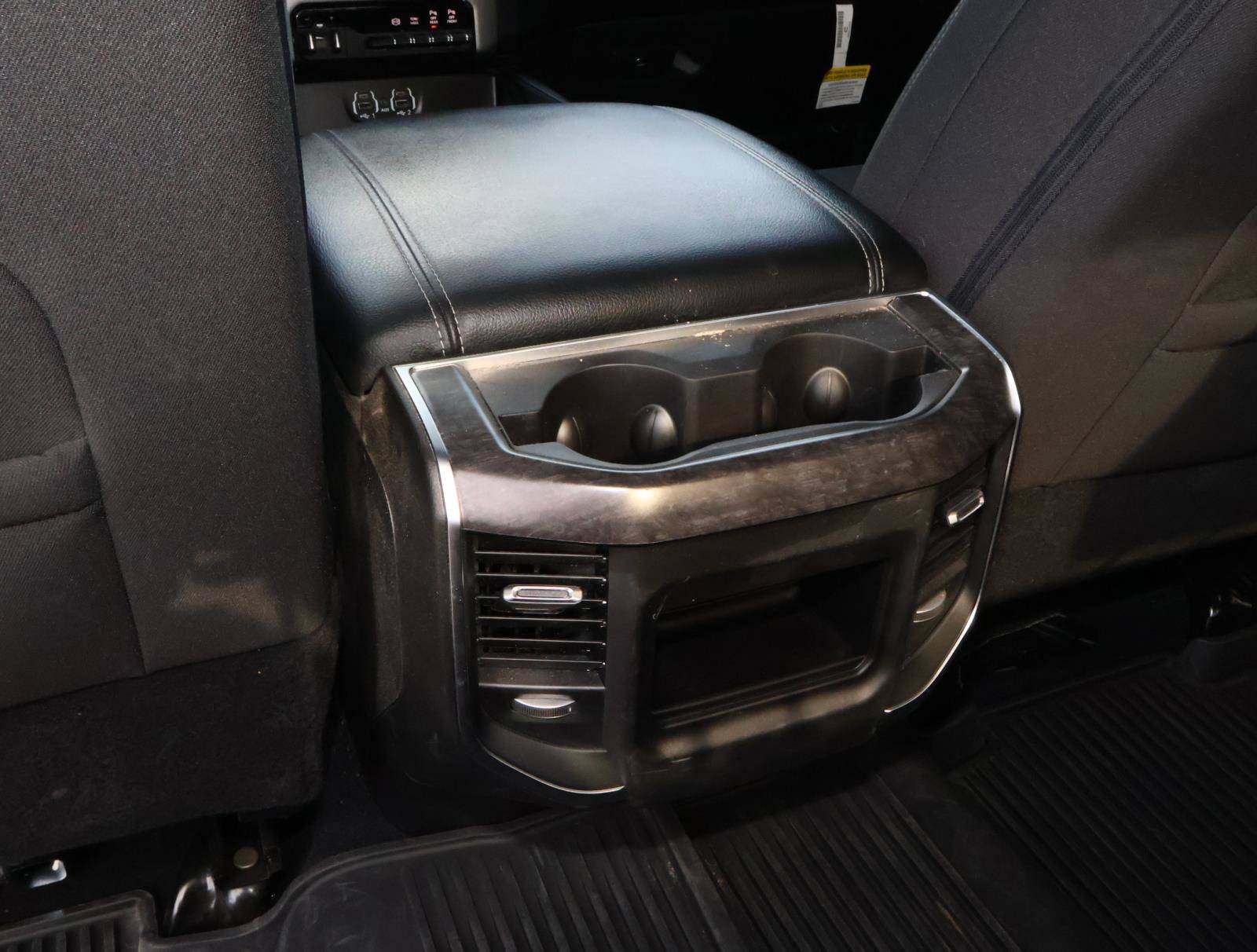 Used 2024 RAM 3500 Lone Star w/ Sport Appearance Package AWD/4WD image 12
