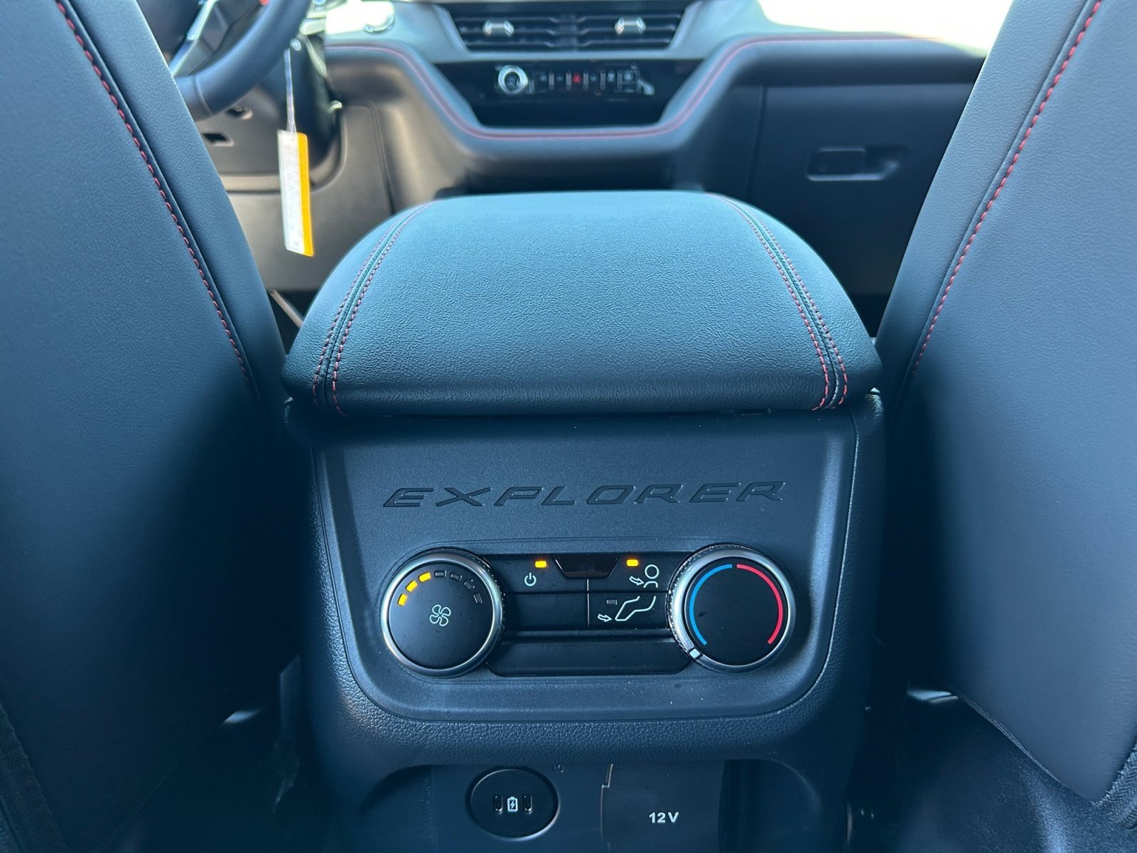 New 2026 Ford Explorer ST-Line RWD image 32