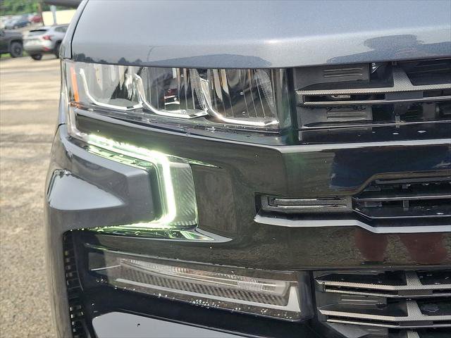 Used 2022 Chevrolet Silverado 1500 LT Trail Boss w/ Bed Protection Package AWD/4WD image 10