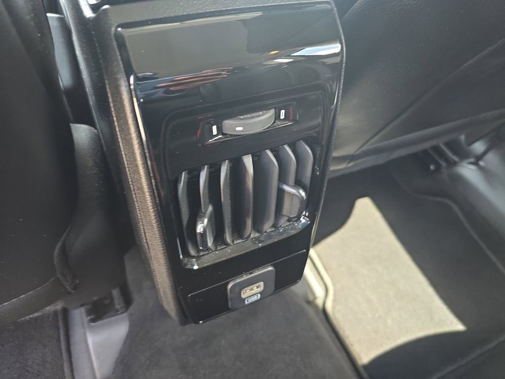 Used 2022 Jeep Compass Limited image 17