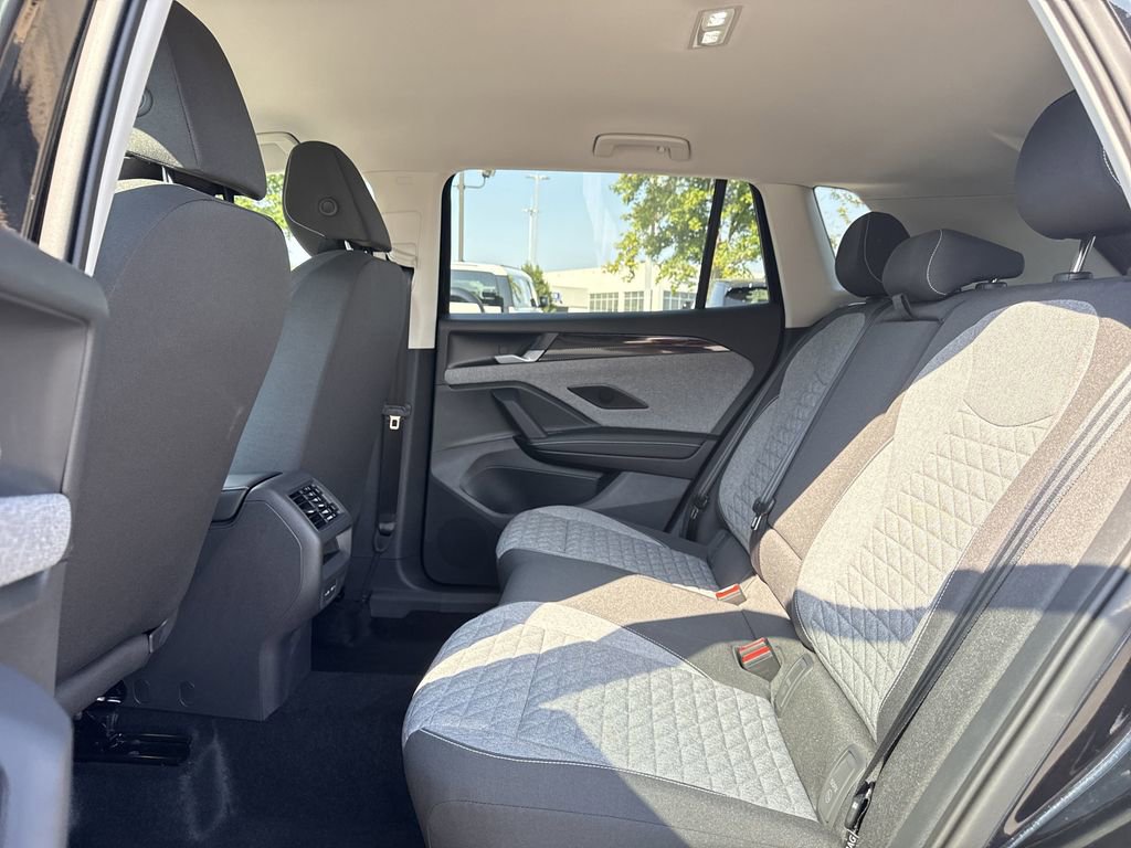 New 2025 Volkswagen Tiguan S image 14