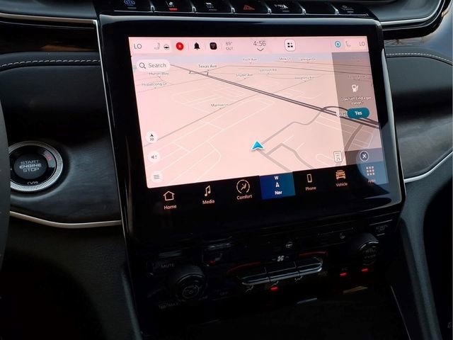 Used 2022 Jeep Grand Cherokee Limited 4xe image 23