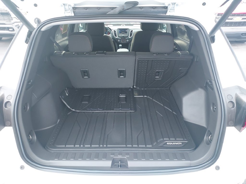 Used 2024 Chevrolet Equinox LT w/ LPO, Floor Liner Package AWD/4WD image 9
