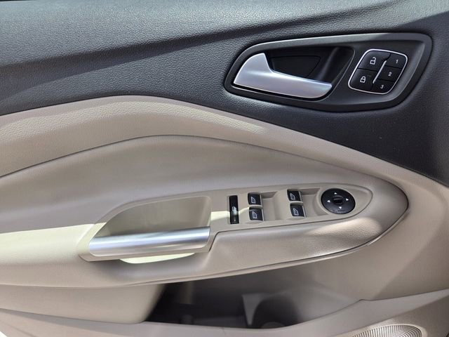 Used 2017 Ford Escape Titanium FWD image 22