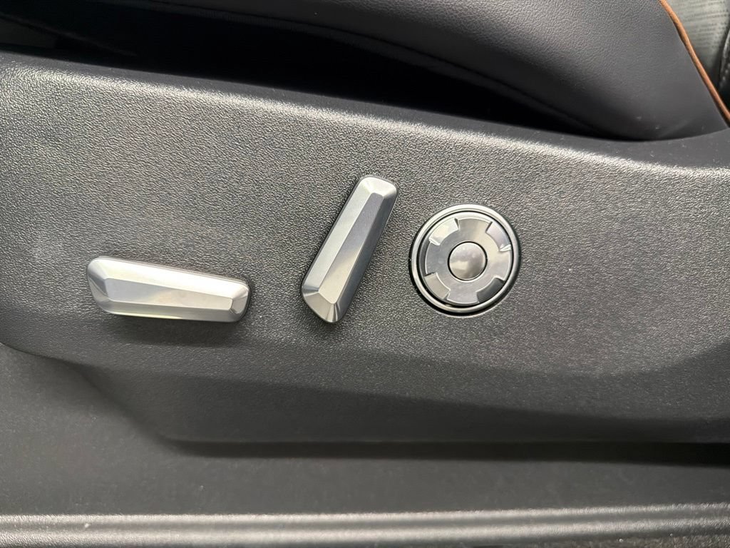 New 2027 Lincoln Navigator Black Label AWD/4WD image 31