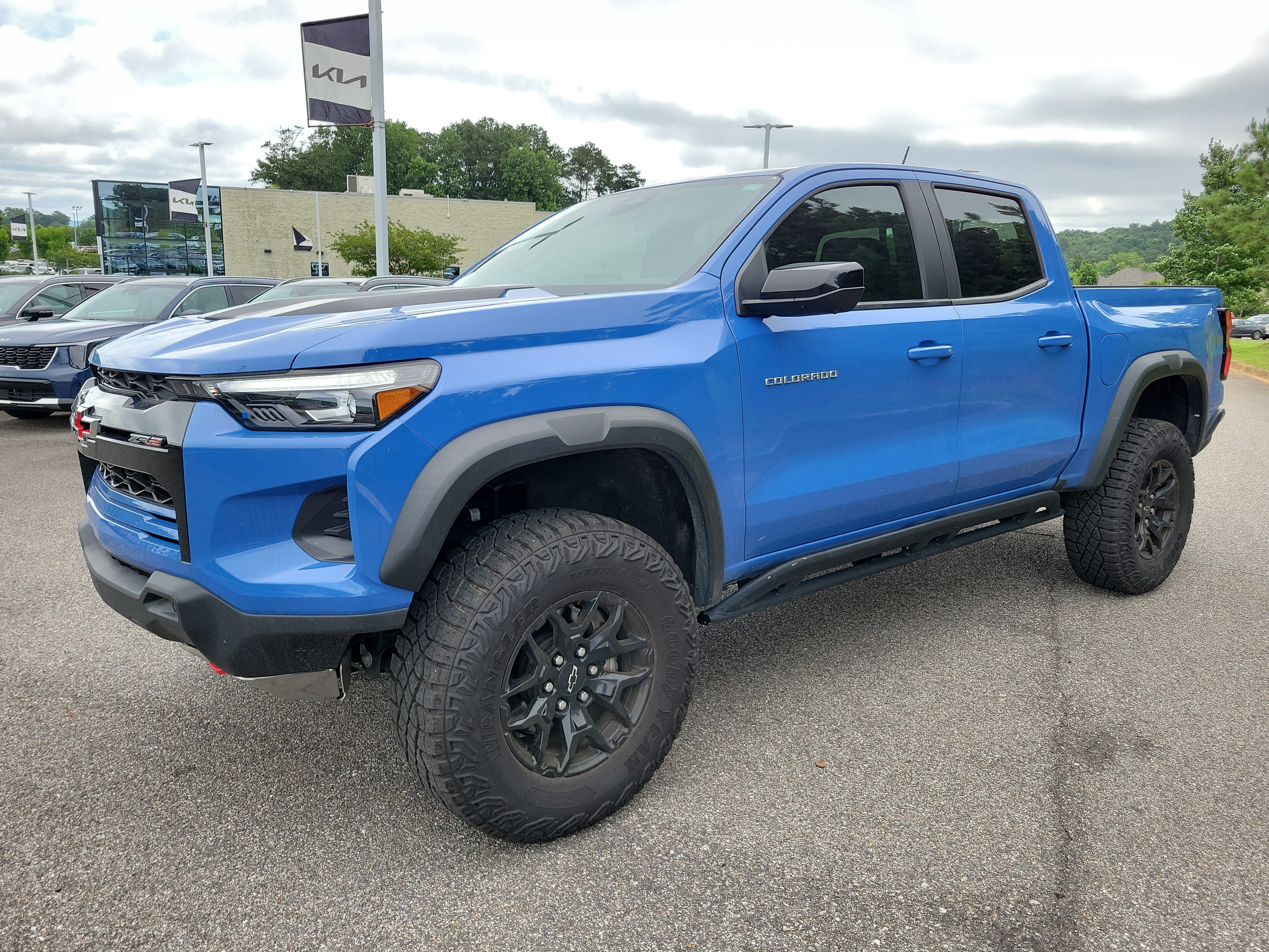 Used 2025 Chevrolet Colorado ZR2 w/ Midnight Edition