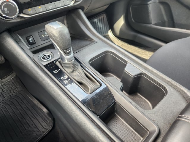 Used 2024 Nissan Sentra S FWD image 19