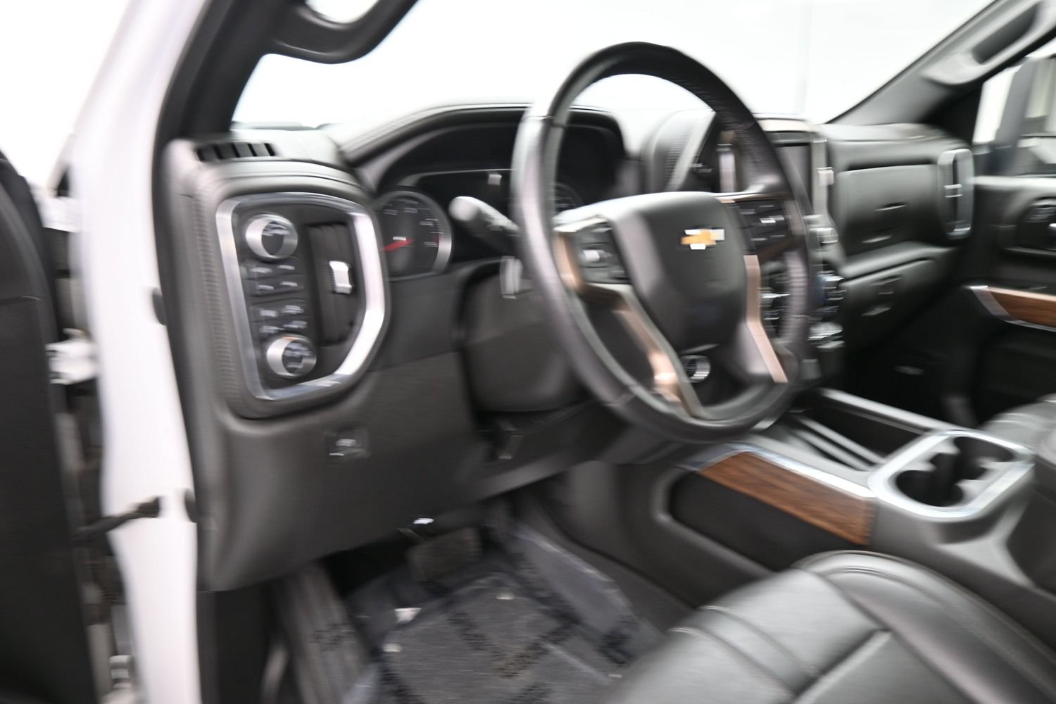 Used 2022 Chevrolet Silverado 2500 High Country AWD/4WD image 12