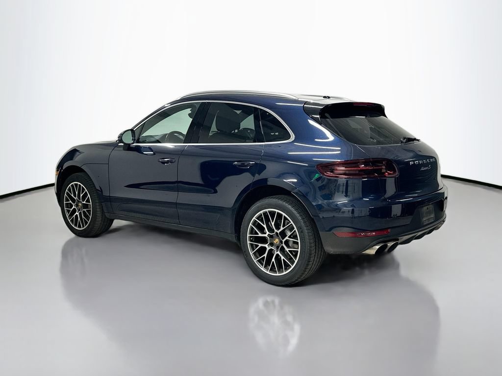 Certified 2017 Porsche Macan S AWD/4WD image 3