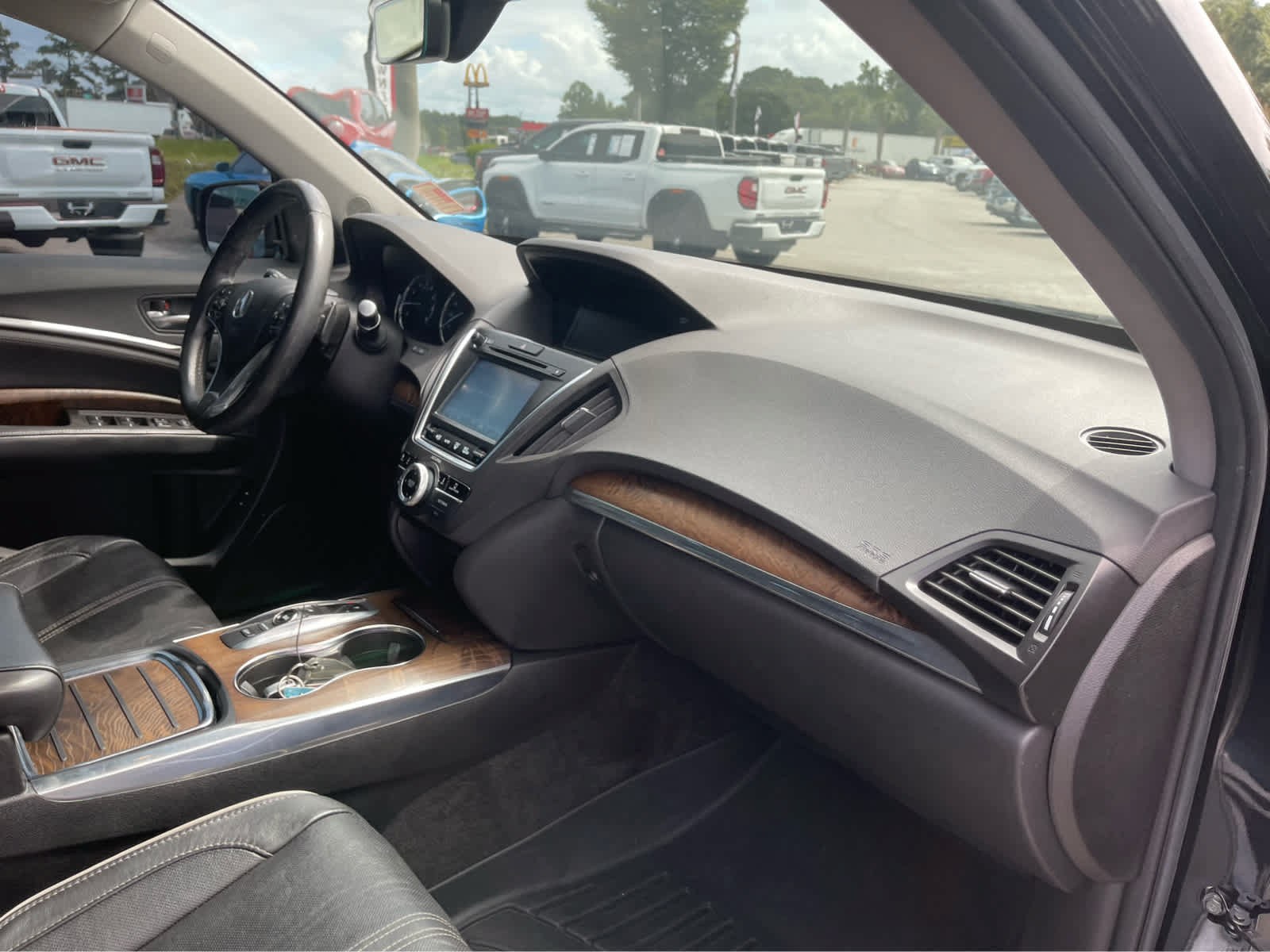 Used 2020 Acura MDX w/ Advance Package FWD image 24