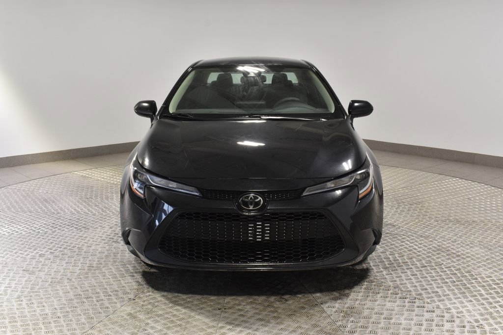 Used 2022 Toyota Corolla LE image 8