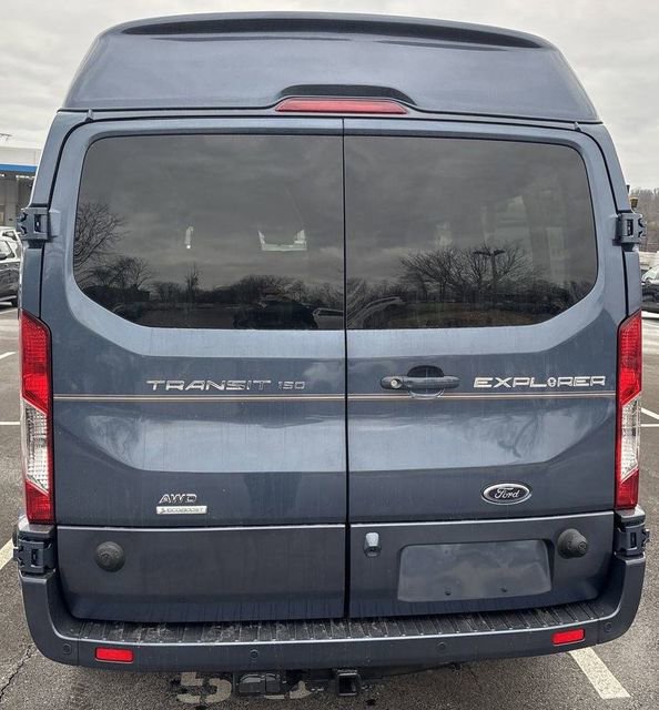 Used 2024 Ford Transit 150 Low Roof AWD image 4