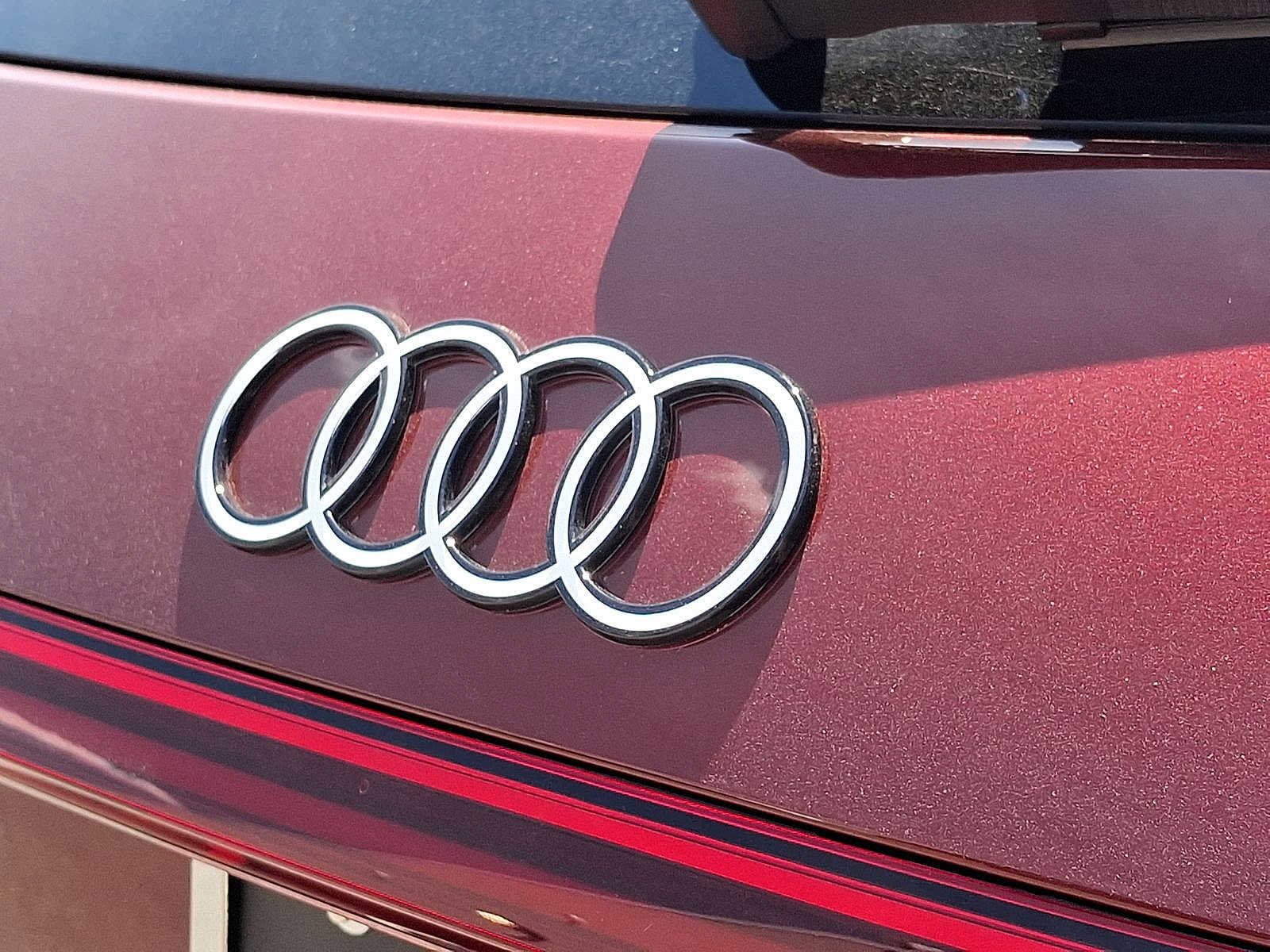 Certified 2025 Audi Q5 Premium w/ Premium Plus AWD/4WD image 24