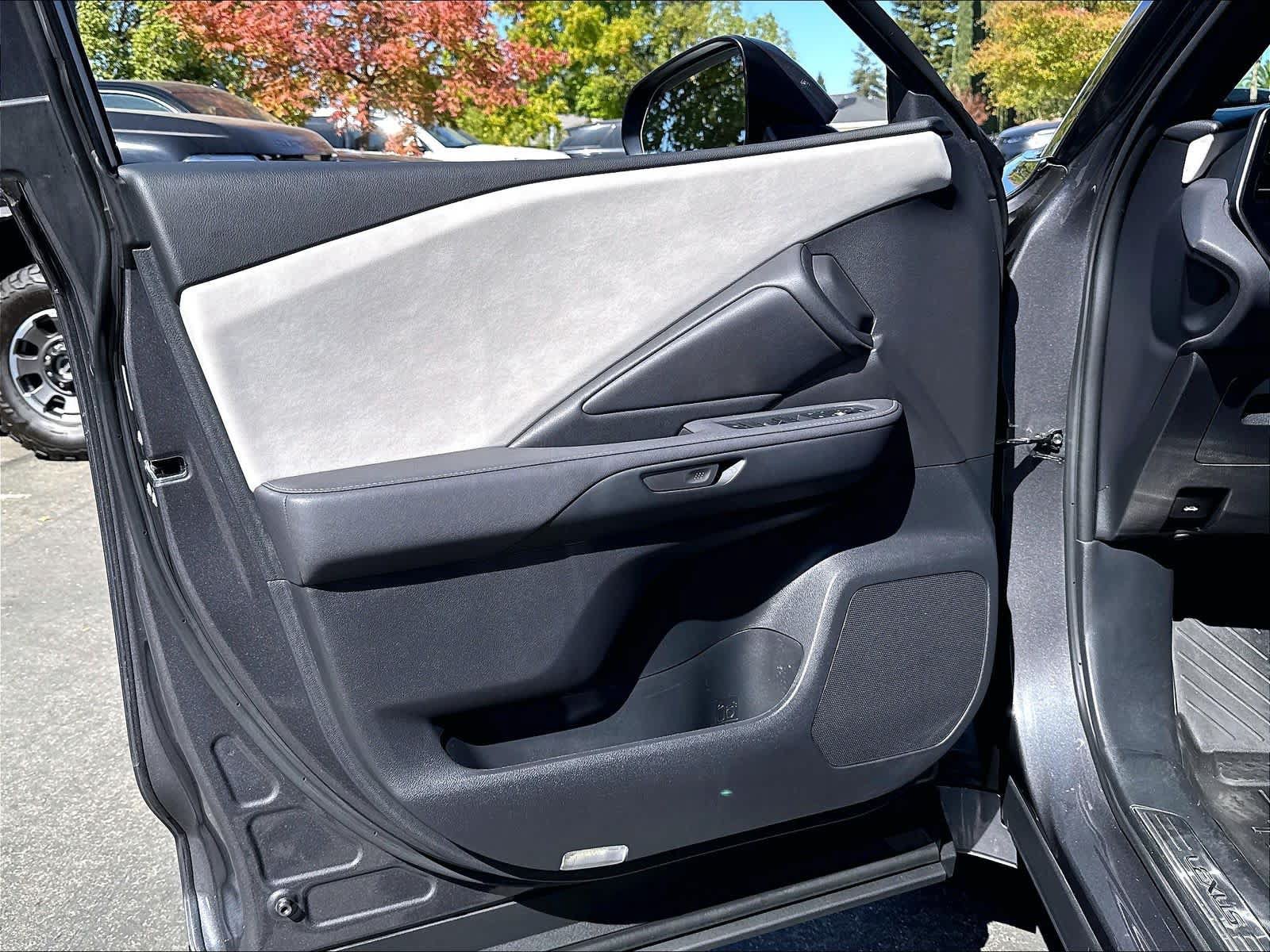 Used 2025 Lexus TX 350 FWD w/ Technology Package image 23