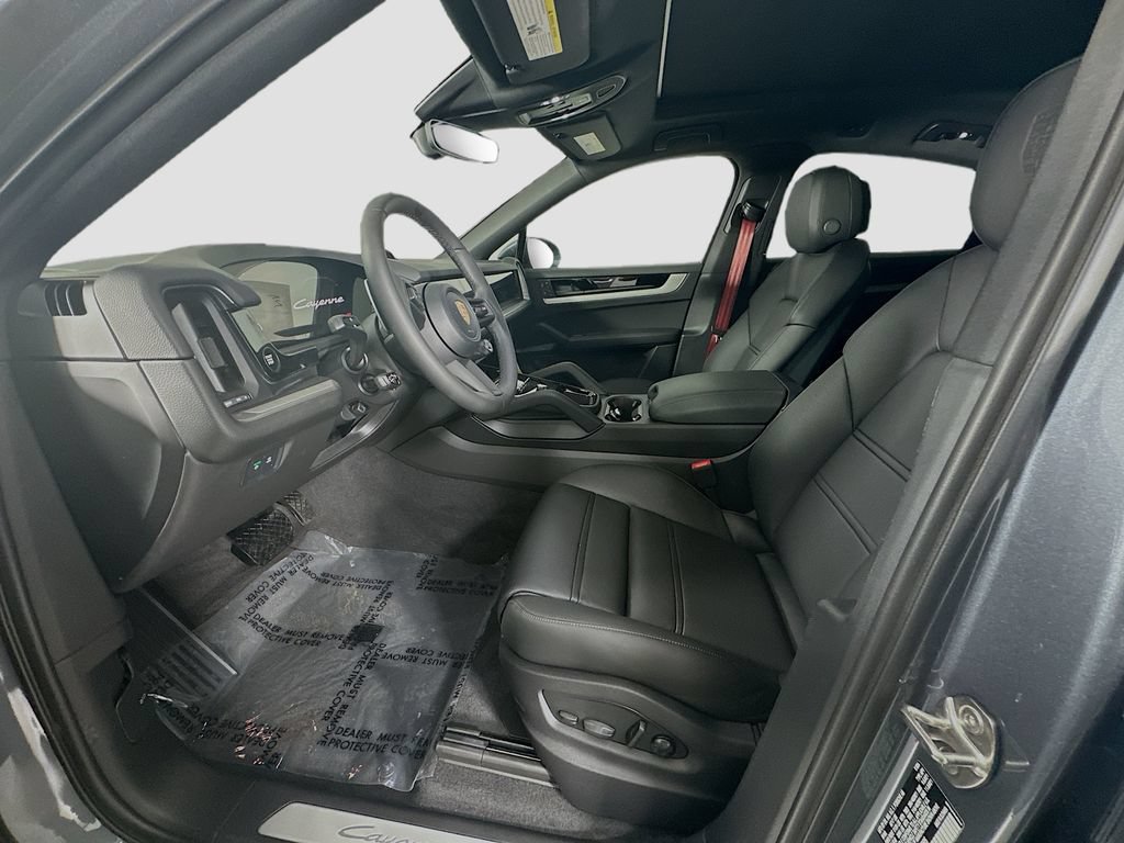 New 2026 Porsche Cayenne Coupe AWD/4WD image 5
