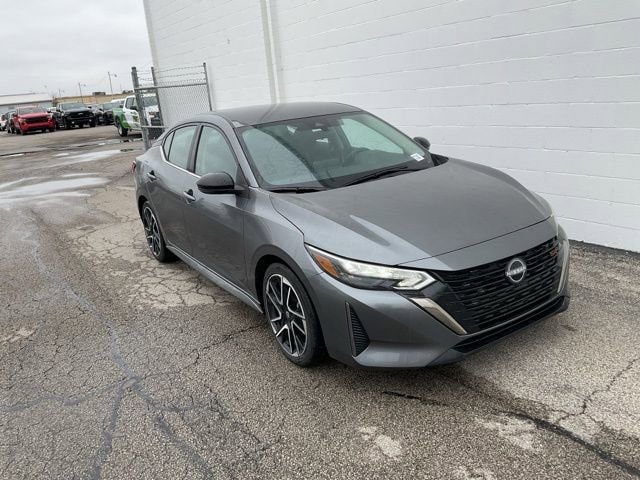 Used 2025 Nissan Sentra SR video 1