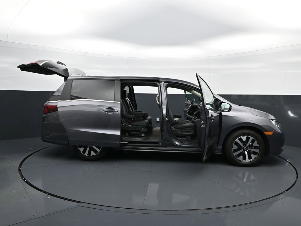 Used 2026 Honda Odyssey EX-L image 43