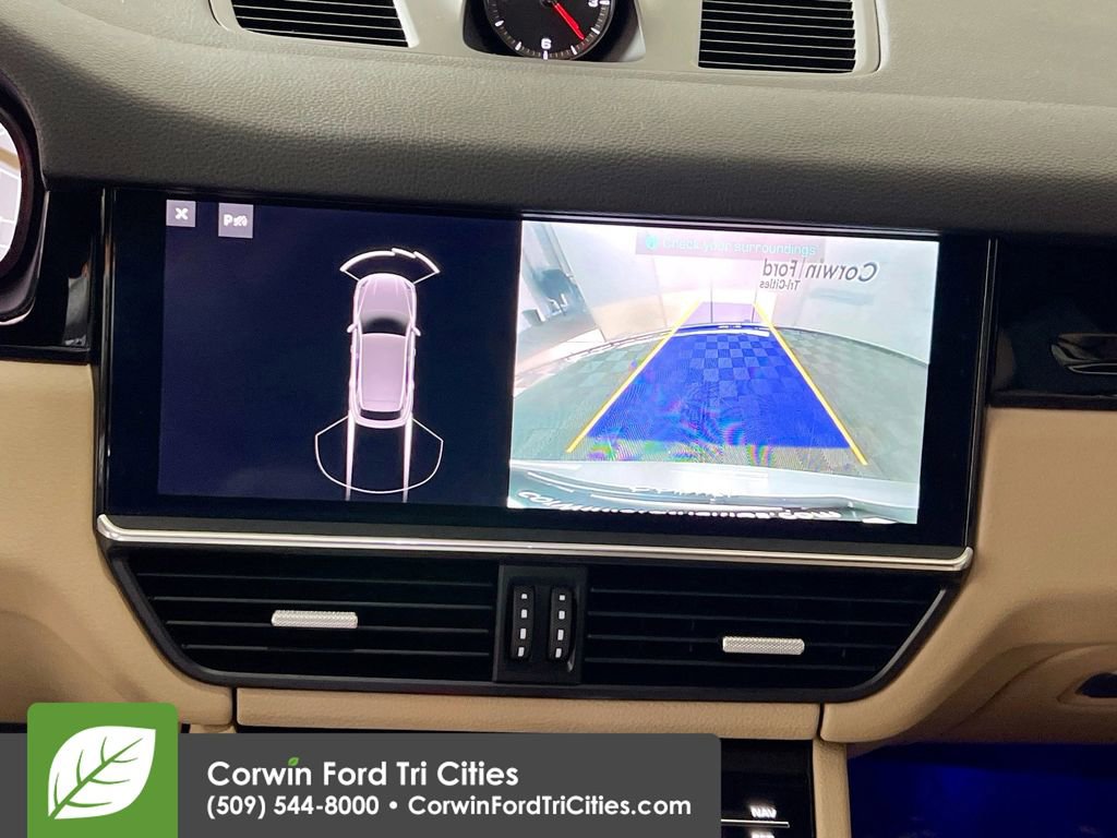 Used 2021 Porsche Cayenne S image 20