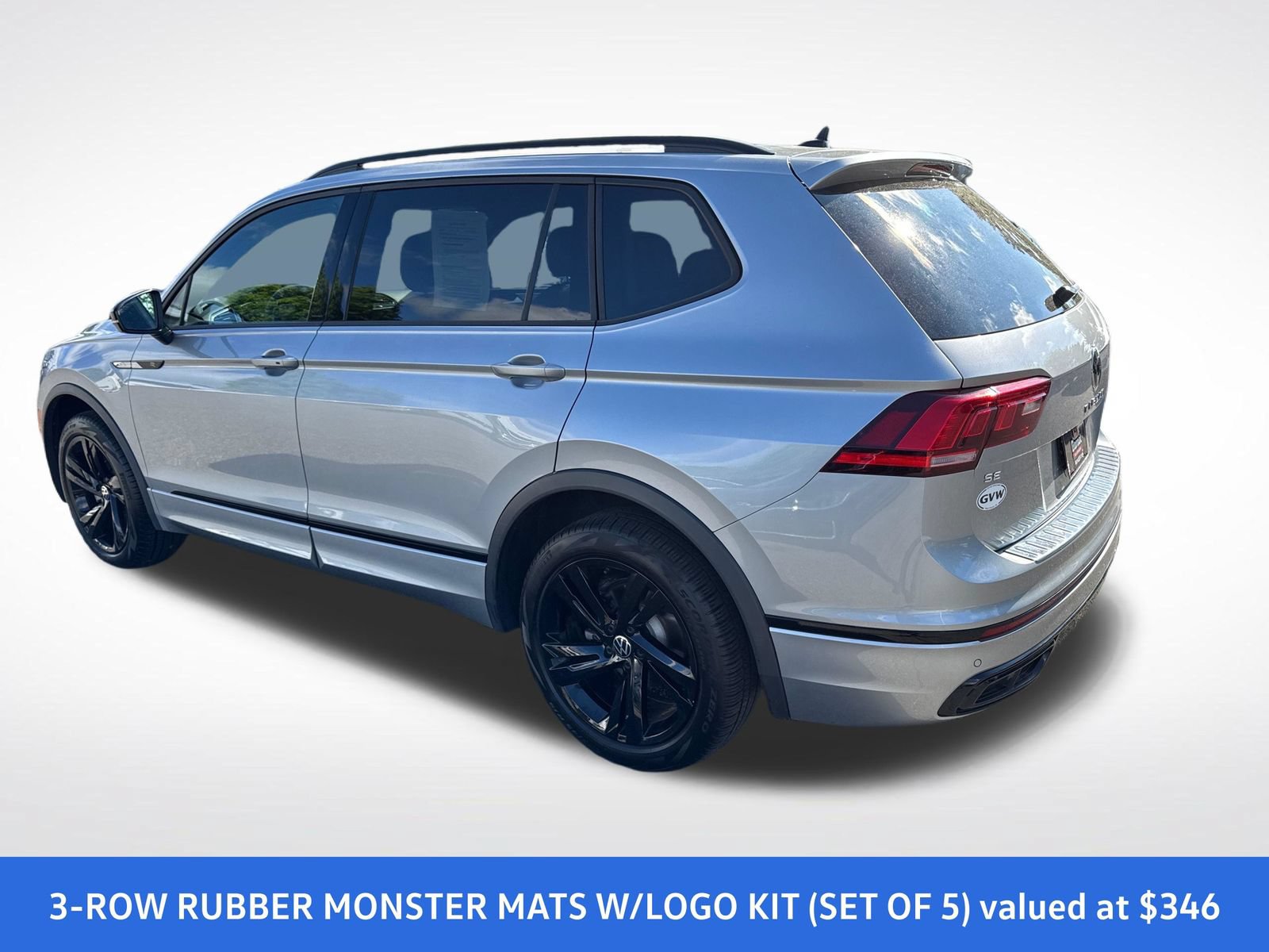 Certified 2023 Volkswagen Tiguan SE R-Line FWD image 3
