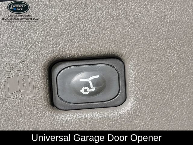 Used 2022 Lincoln Nautilus AWD w/ Premium Package image 17