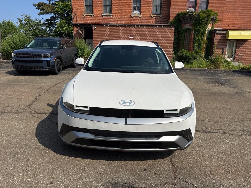 New 2025 Hyundai Ioniq 5 SEL image 2
