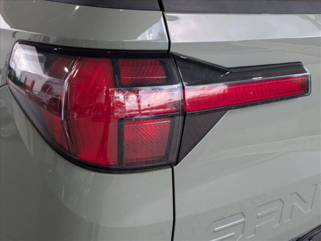 Used 2022 Hyundai Santa Cruz SEL Premium AWD/4WD image 13